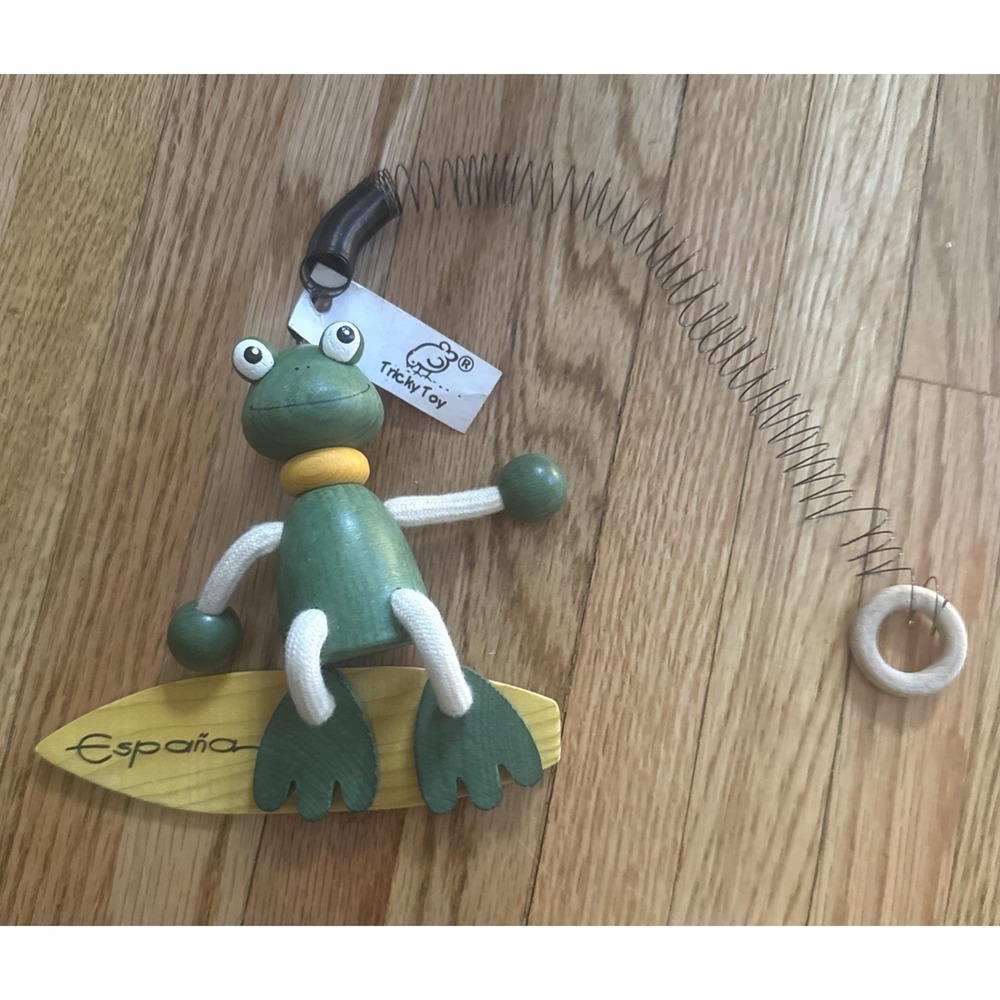 Kathe Wohlfahrt Wood Surfing Frog On Hanging Spring Bouncy Fun "Espana" 5" NEW